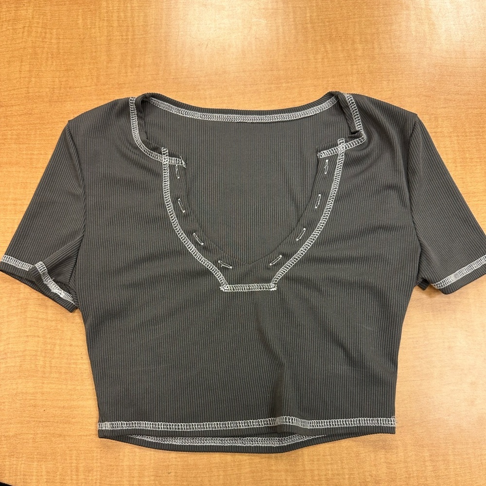 Gray crop top